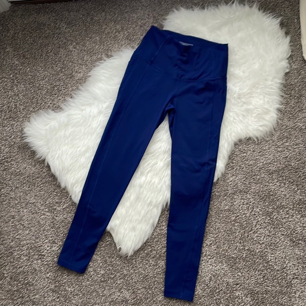 Victoria’s Secret Sport workout leggings size Medium